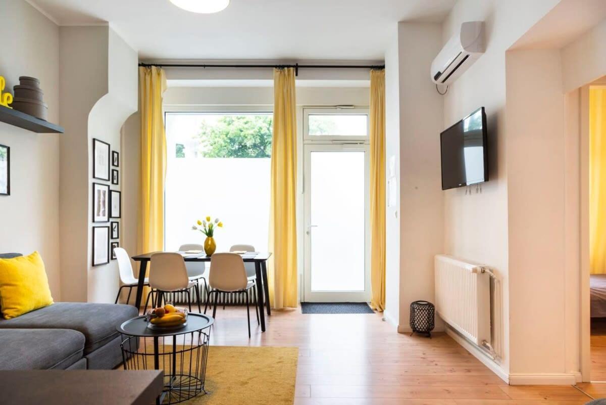 Kudamm Plus Ac Plus Selfcheckin Plus Free Street Parking Berlin Ngoại thất bức ảnh
